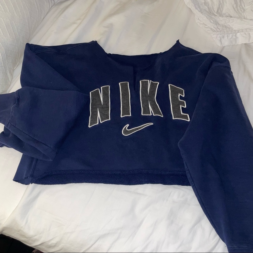 NIKE Distressed Sweatshirt
